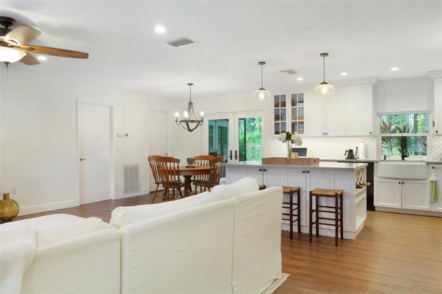 5605 78TH AVENUE E, Palmetto, FL 34221