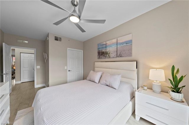20261 Estero Gardens CIR 207, Estero, FL 33928