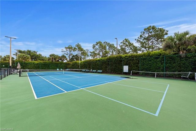 20261 Estero Gardens CIR 207, Estero, FL 33928