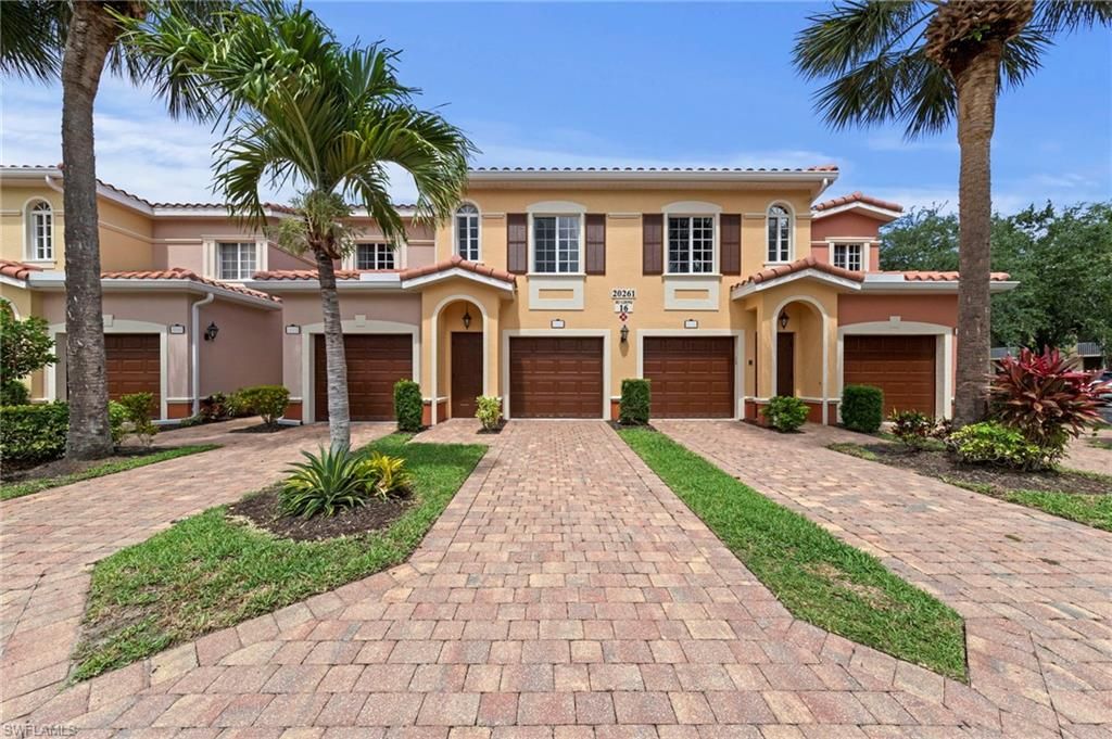 20261 Estero Gardens CIR 207, Estero, FL 33928