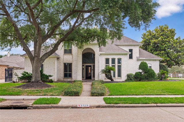 5019 Baywood Drive, Pasadena, TX 77505