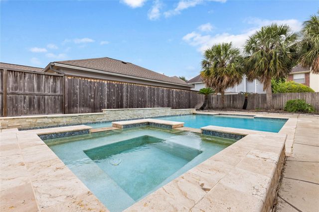 5019 Baywood Drive, Pasadena, TX 77505