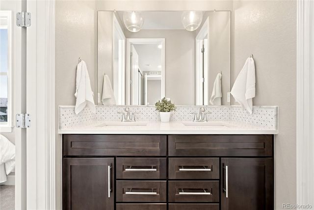 10879 Red Sun Court, Highlands Ranch, CO 80126