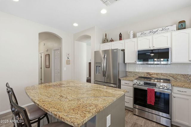 14167 W FAIRMOUNT Avenue, Goodyear, AZ 85395