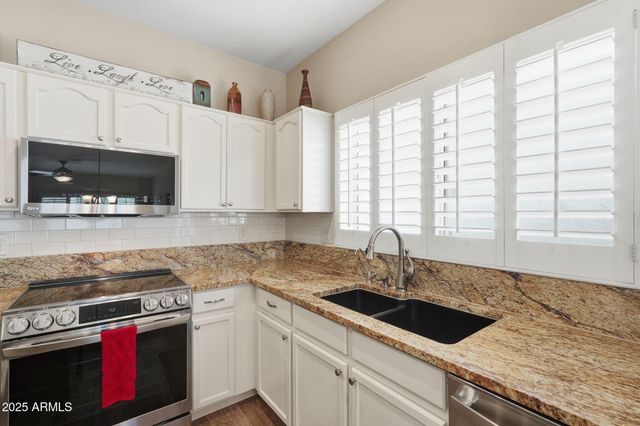 14167 W FAIRMOUNT Avenue, Goodyear, AZ 85395