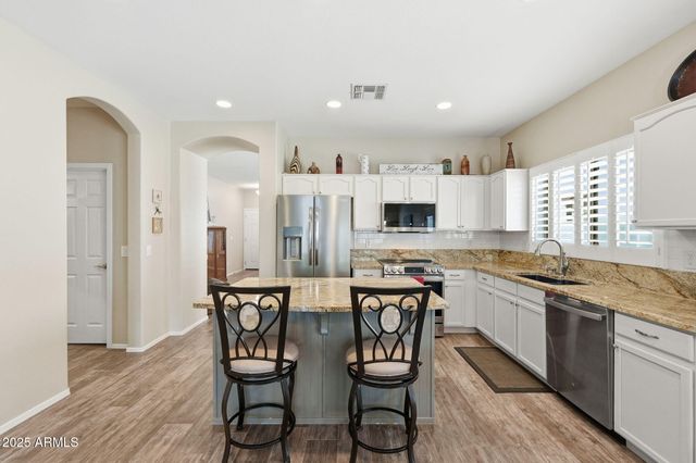 14167 W FAIRMOUNT Avenue, Goodyear, AZ 85395