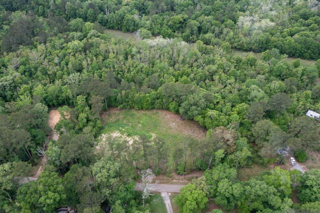 3a, 3b, & 4a Aydell Ln, French Settlement, LA 70733