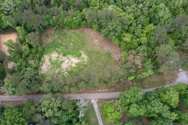 3a, 3b, & 4a Aydell Ln, French Settlement, LA 70733