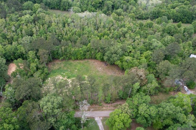 3a, 3b, & 4a Aydell Ln, French Settlement, LA 70733