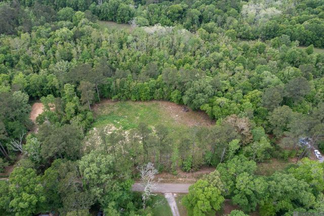 3a, 3b, & 4a Aydell Ln, French Settlement, LA 70733