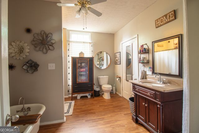 14 2nd Avenue, Newnan, GA 30263