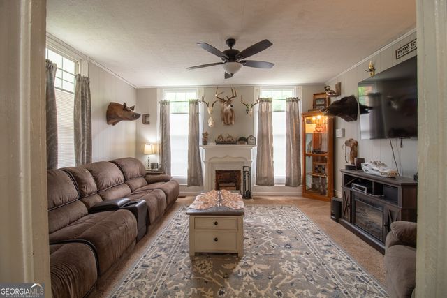 14 2nd Avenue, Newnan, GA 30263