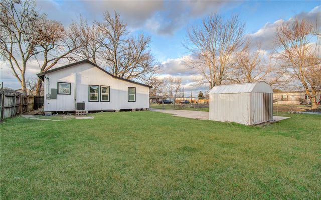 4416 Kingsdale Street, Pasadena, TX 77503