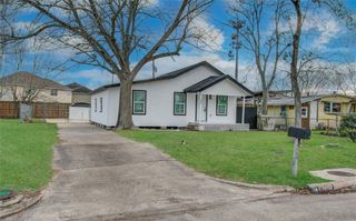 4416 Kingsdale Street, Pasadena, TX 77503