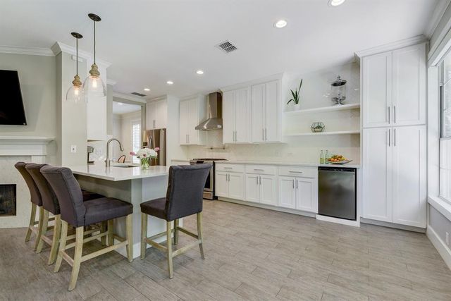 4809 Rutherglen DR, Austin, TX 78749