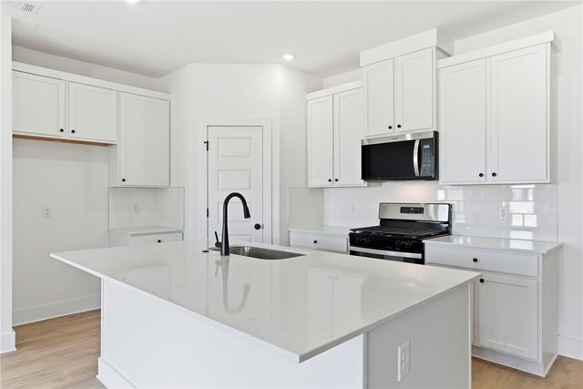 2430 Longfellow Drive, Bentonville, AR 72713