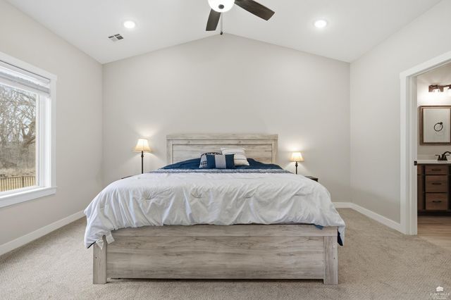 4660 Raven Creek, Manhattan, KS 66502