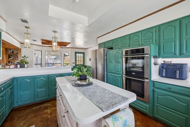 10202 Chisholm Trail, Dallas, TX 75243