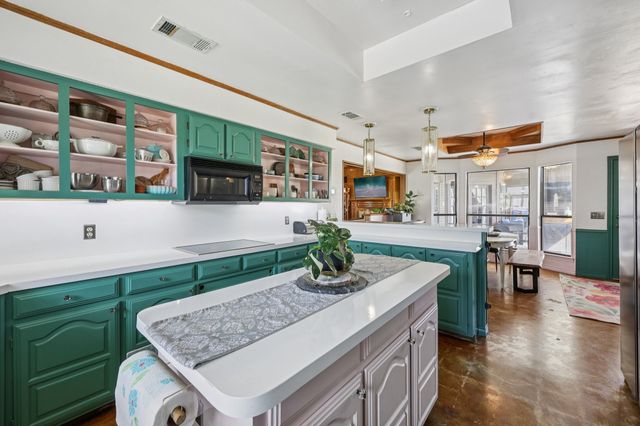 10202 Chisholm Trail, Dallas, TX 75243