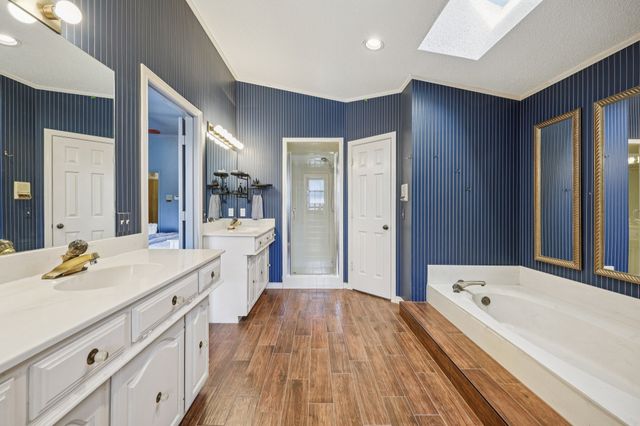 10202 Chisholm Trail, Dallas, TX 75243