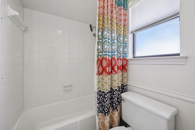 10202 Chisholm Trail, Dallas, TX 75243