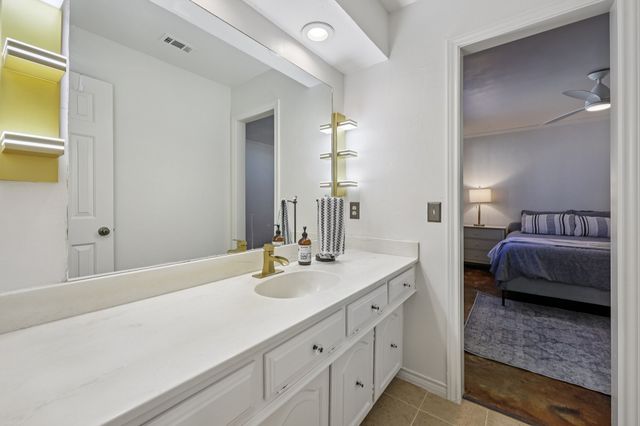 10202 Chisholm Trail, Dallas, TX 75243