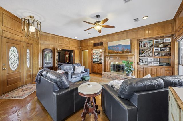 10202 Chisholm Trail, Dallas, TX 75243