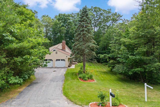 20 Wedgewood Drive, Londonderry, NH 03053