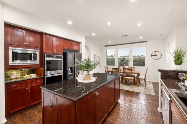2661 Shadowbrook Way, San Marcos, CA 92078