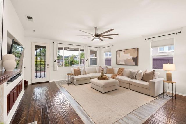 2661 Shadowbrook Way, San Marcos, CA 92078