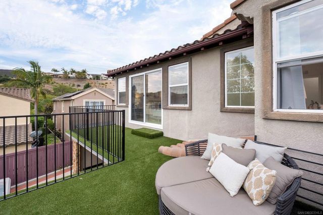 2661 Shadowbrook Way, San Marcos, CA 92078