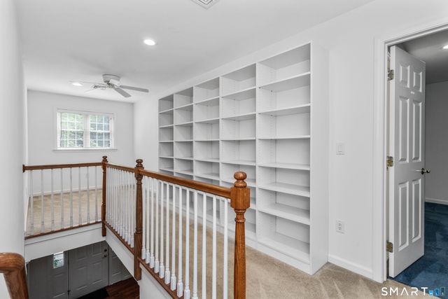 26 Shipston Drive 26, West Hartford, CT 06117