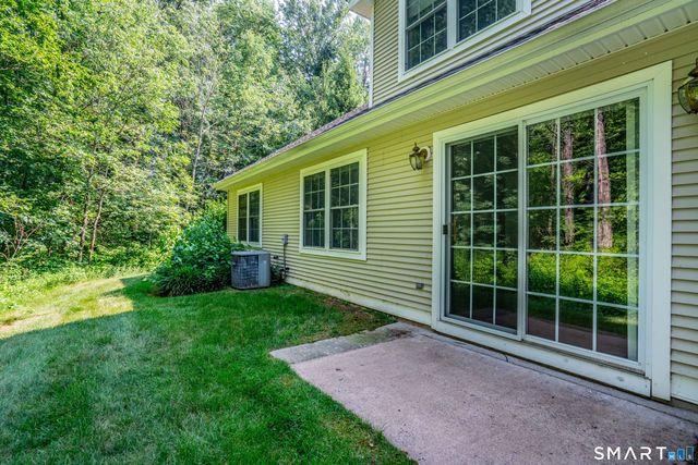26 Shipston Drive 26, West Hartford, CT 06117