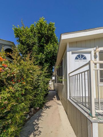 70200 Dillon Road 134, Desert Hot Springs, CA 92241