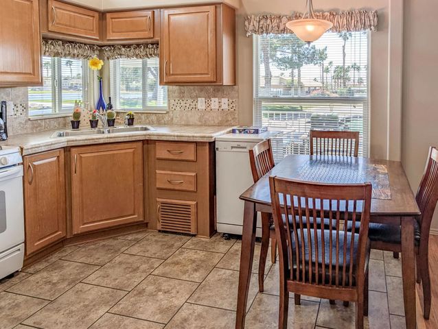 70200 Dillon Road 134, Desert Hot Springs, CA 92241