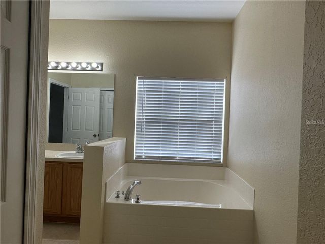 2761 SHADY AVENUE, North Port, FL 34286