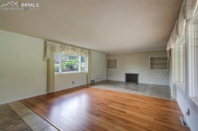 130 Cresta Road, Colorado Springs, CO 80906