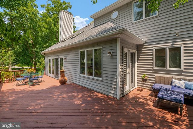 1499 WESTCLIFF DR, Pasadena, MD 21122