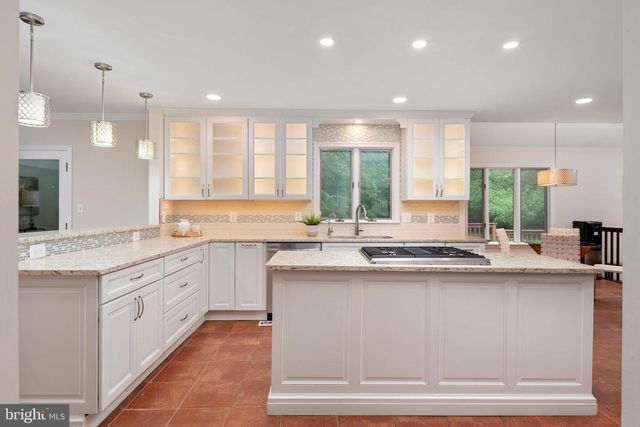 1499 WESTCLIFF DR, Pasadena, MD 21122