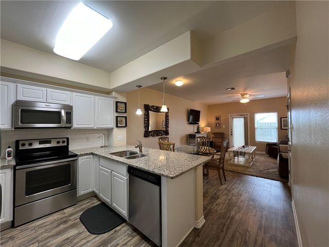 15128 Dory Dr, Corpus Christi, TX 78418