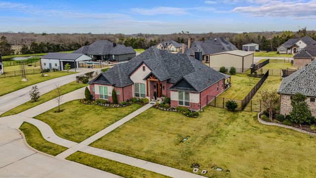 1008 Balgair Street, Caddo Mills, TX 75135