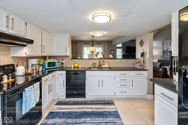 7454 Quincy Court, Indianapolis, IN 46254
