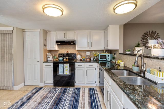 7454 Quincy Court, Indianapolis, IN 46254