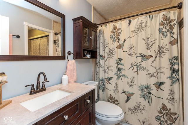 7454 Quincy Court, Indianapolis, IN 46254
