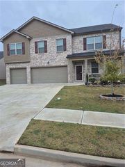 5453 Flat Rock Point, Lithonia, GA 30038