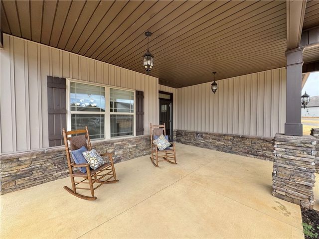 305 Linden Hall Lane, Easley, SC 29640