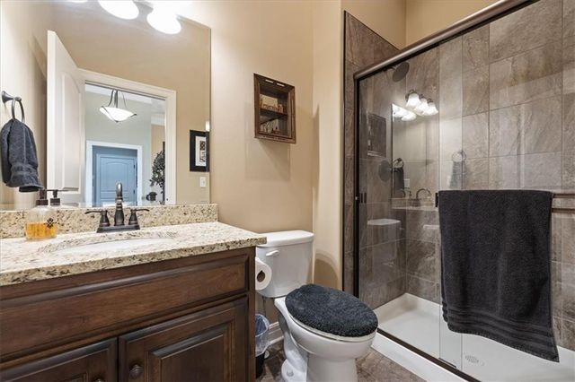 9949 Warwick Street, Lenexa, KS 66220