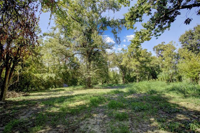 319 Embry Street, Houston, TX 77009