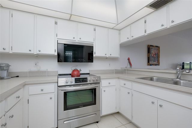 1186 BIRD BAY WAY 109, Venice, FL 34285