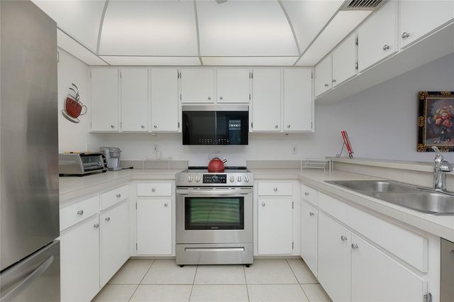 1186 BIRD BAY WAY 109, Venice, FL 34285